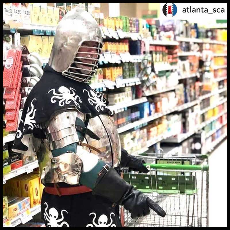 Baron Mark de Wytteney shopping in armor!